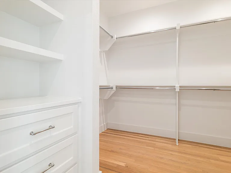6255 Belmont Ave — Photo 13