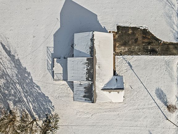 3rd image of 5110 N County Road 1000 E