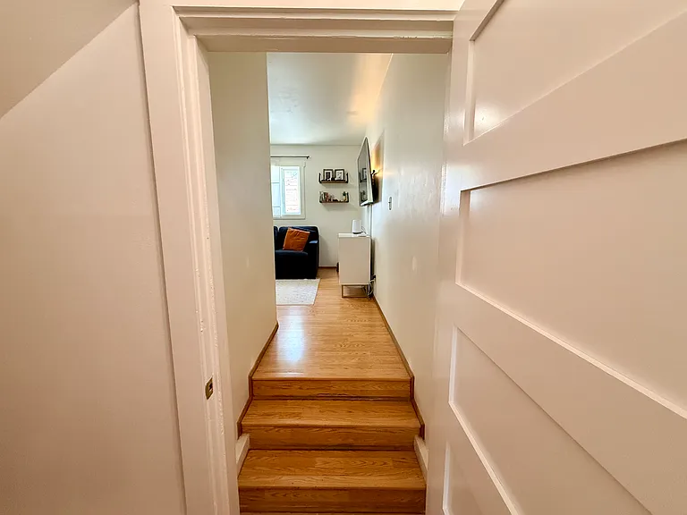 4146 46th Ave SW — Photo 37