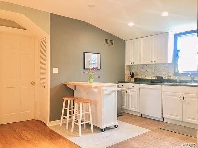 1st image of 218 Delancey Ave #2