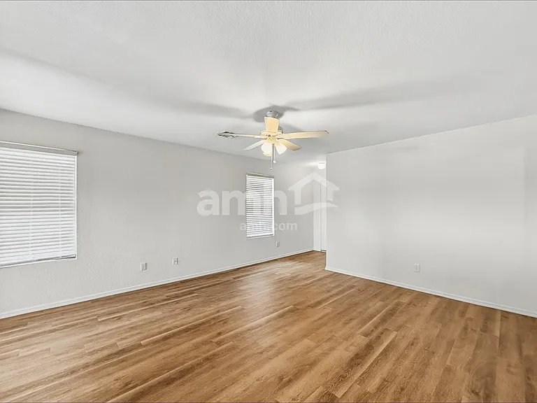 6159 S Avenue De La Chandelle — Photo 6