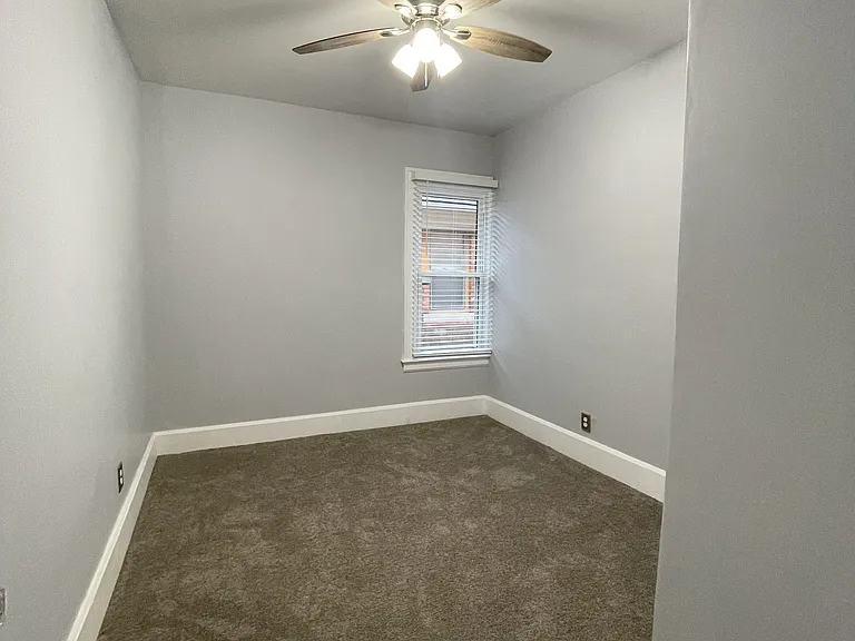 2286 Calvert St — Photo 30