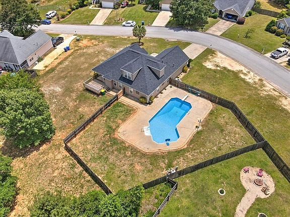 5th image of 1143 Oxpens Rd