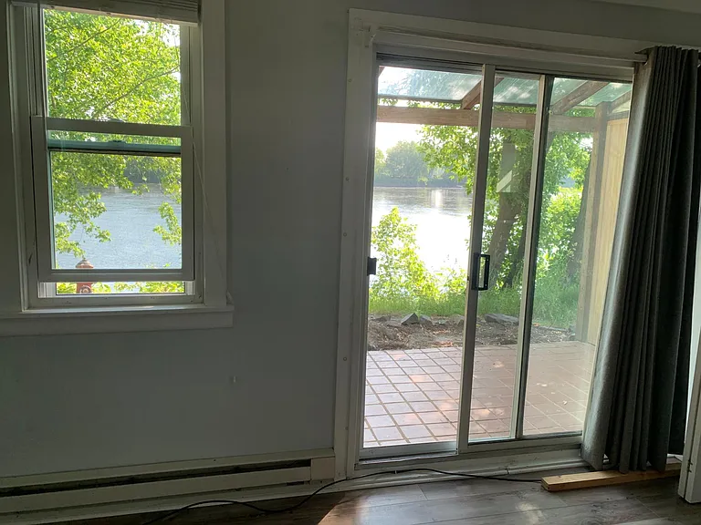 140 Riverbank Rd #B — Photo 9