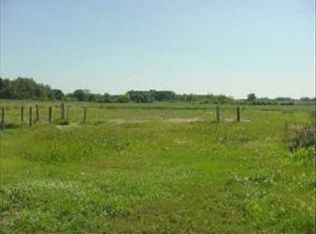 28217 Washington Ave, Waterford, WI 53185