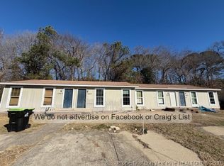 1427 Tangora Ln, Fayetteville, NC 28304