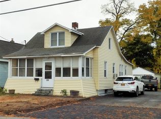 233 Princetown Rd, Schenectady, NY 12306