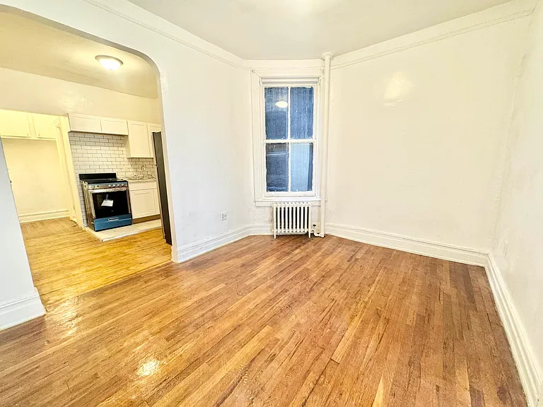 305 E 109th St #9 — Photo 9