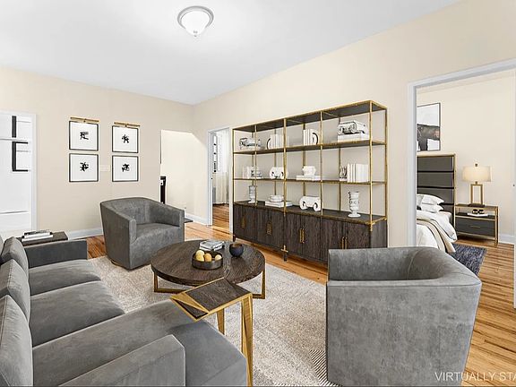 3rd image of 150 W 47th St APT 4F