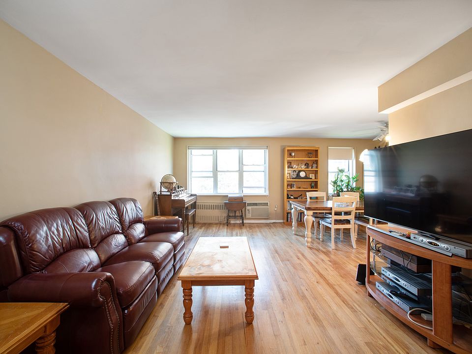 1st image of 1 Balint Dr APT 662