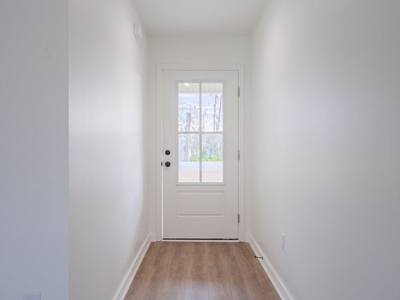 4th image of 5505 Danieli Dr N