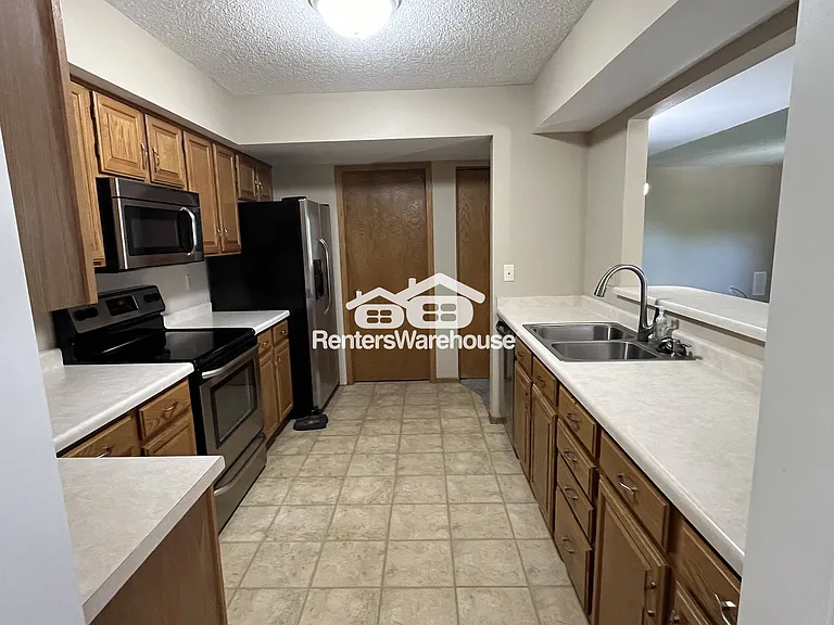15870 Griffon Path — Photo 6
