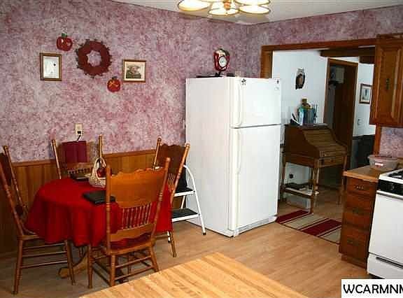 4th image of 226 Colfax Ave NE