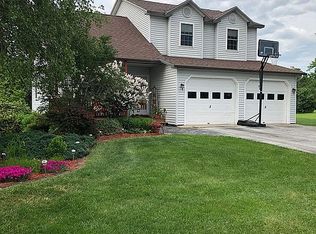 36 Green Mountain Dr, Saint Albans, VT 05478