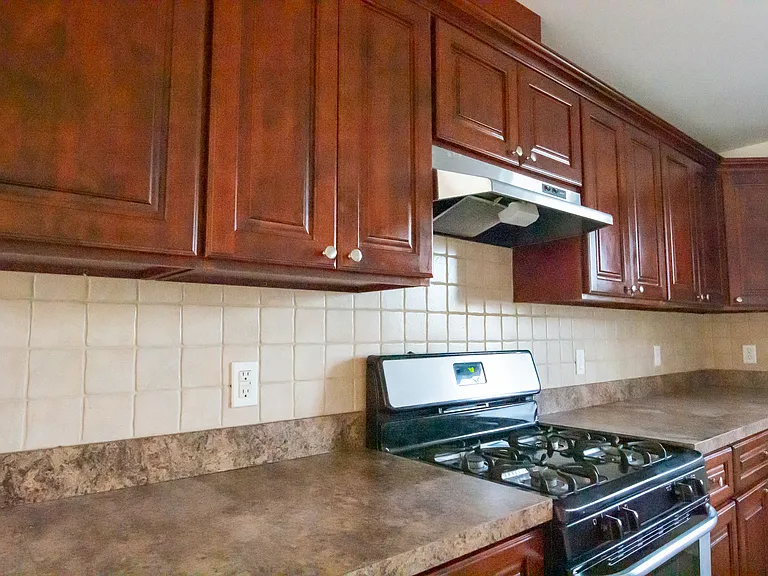 5-9 Marion Pl #3 — Photo 19