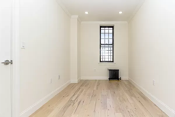 Rented by Dallien Realty Limited Liability Company | media 10