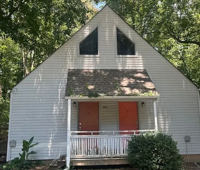 407 Lindsay Rd — Photo 12