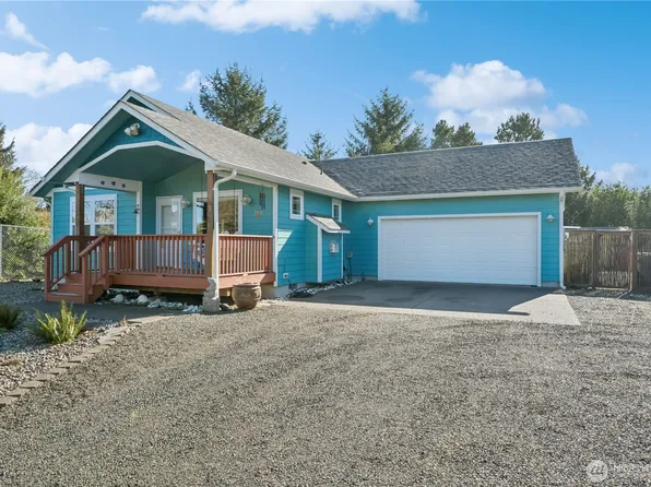 219 Muskrat Court SW, Ocean Shores, WA 98569
