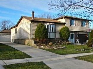 5142 Coulter Rd, Oak Forest, IL 60452