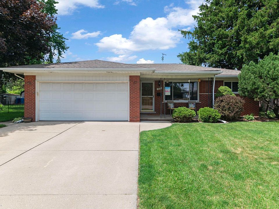 1st image of 3825 Hillcrest Ct