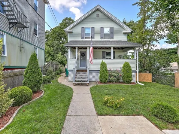 170 4th Ave, Woonsocket, RI 02895