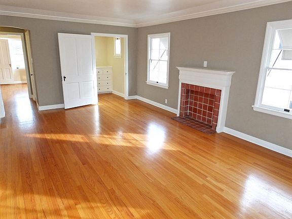 5th image of 297 Argonne Ave #C