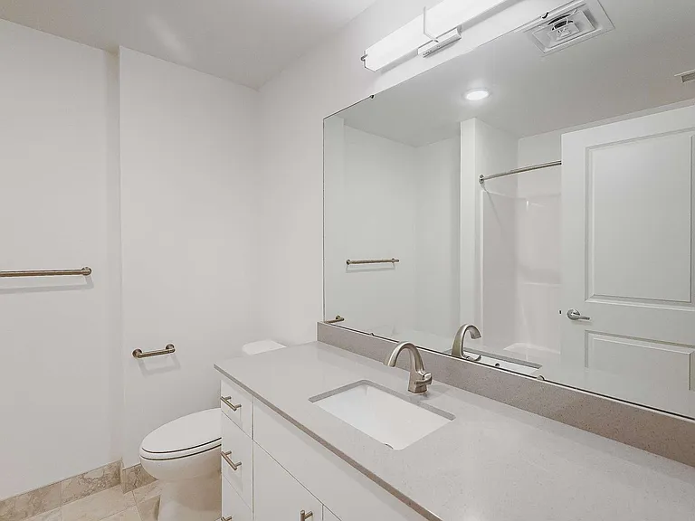 501 S Capitol Ave — Photo 39