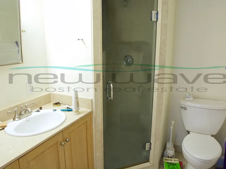 253 Newbury St #3 — Photo 6