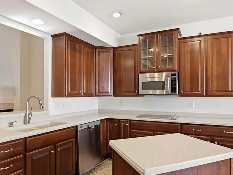 2003 Southwinds Ct — Photo 11