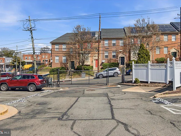 2609 Douglass Rd SE #402 — Photo 11