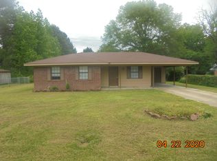 90 Suggs Rd, Columbus, MS 39702