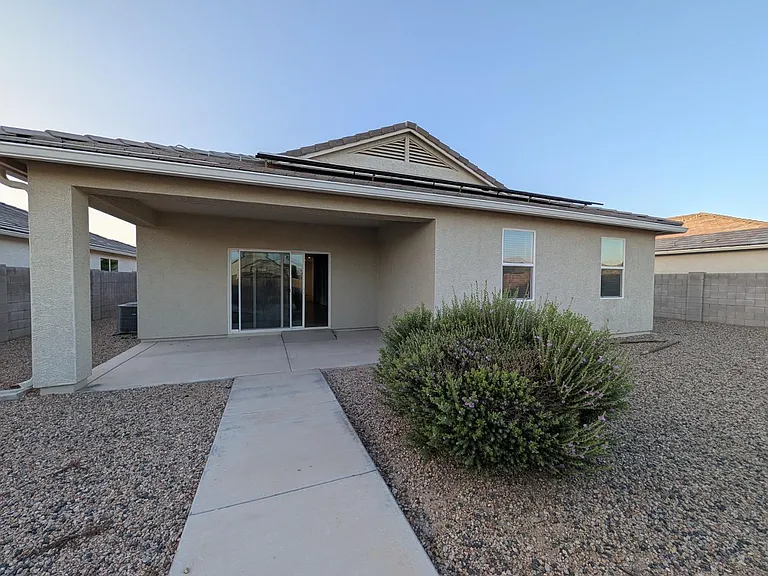 9407 E Alfalfa Dr — Photo 4