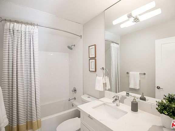 3rd image of 23618 Anza Ave #A