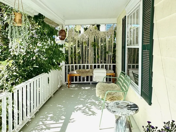 89 Richmond Hill Rd, New Canaan, CT 06840