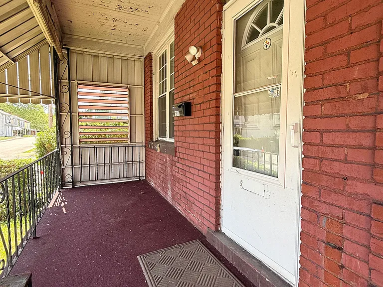 1318 Hays St — Photo 5