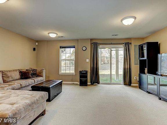 4th image of 105 Bancroft Dr