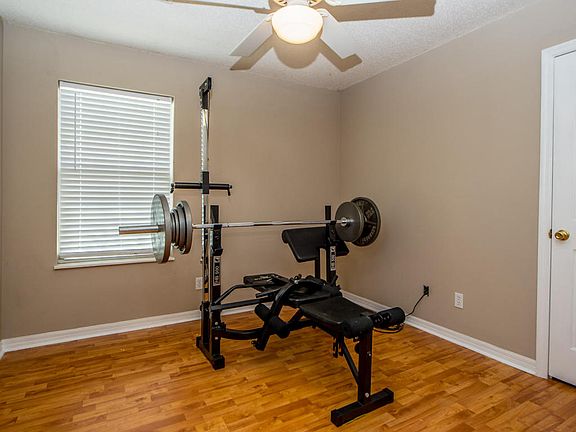 5th image of 1314 Lancaster Ln #4