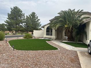 2232 E Smoke Tree Rd, Gilbert, AZ 85296
