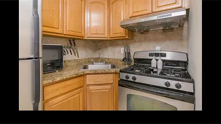 Rented by Johanna Vasiliadis, LREB