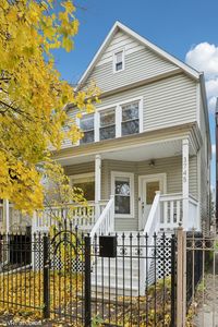 3745 W Lyndale St, Chicago, IL, 60647