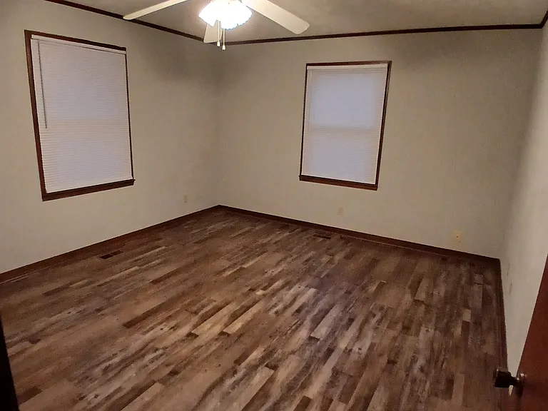 415 Petite Dr — Photo 4