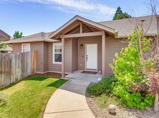 1003 Grandview Ave, Grants Pass, OR 97527