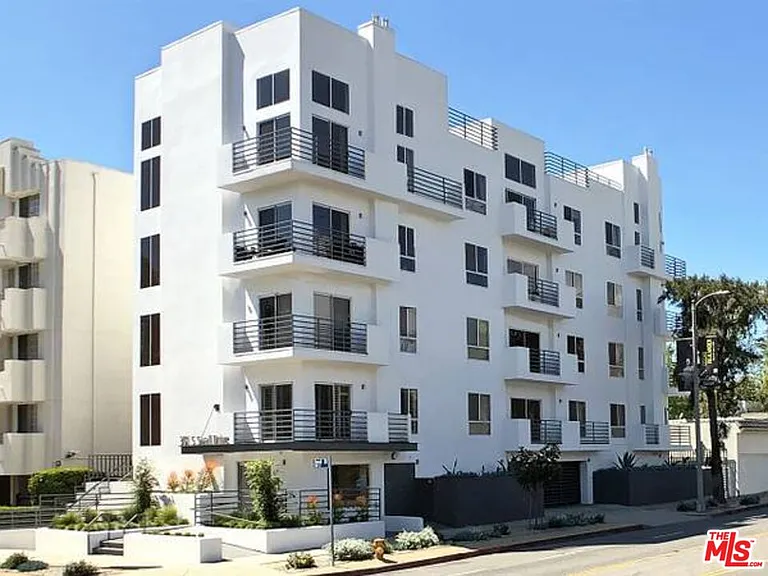 301 S Swall Dr #103 — Photo 11