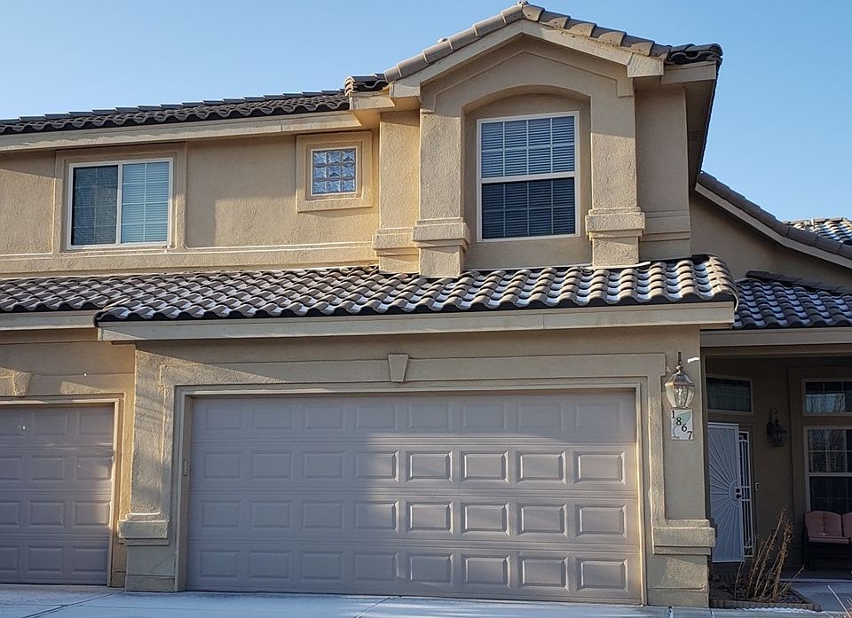 3483 Lakeview Dr