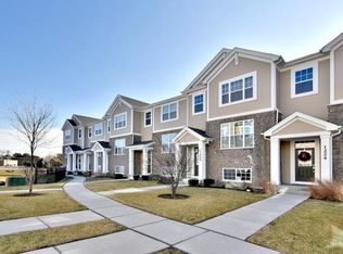 1216 Elm St, Park Ridge, IL 60068