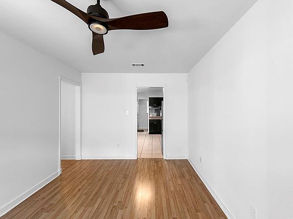 3rd image of 517-19 Bonnabel Blvd
