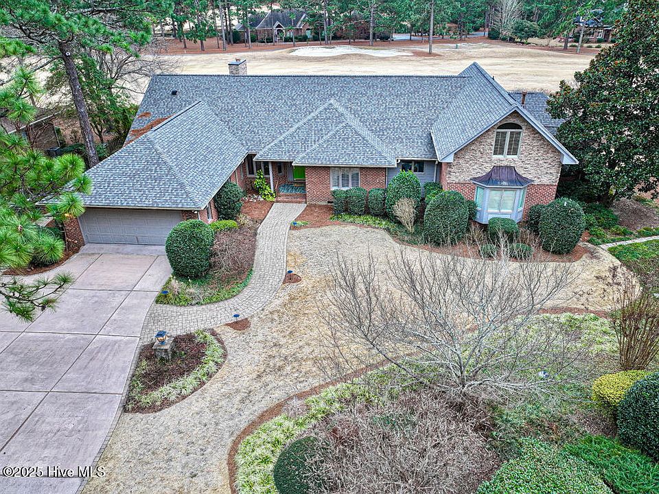 1st image of 46 Pinebrook Drive