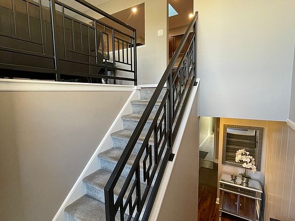 2nd image of 15425 Begonia Ct