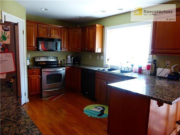 4th image of 22601 E 27th St S