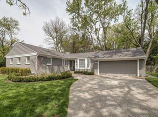 942 Donmar Ct, Birmingham, MI 48009